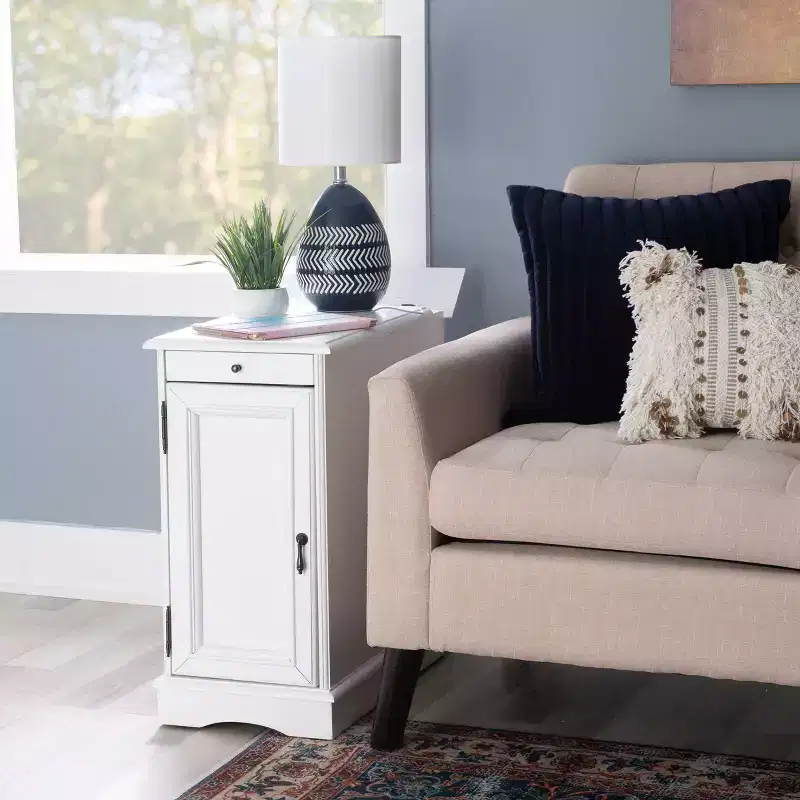 Felix Accent Table with USB Charging Station - Powell Company