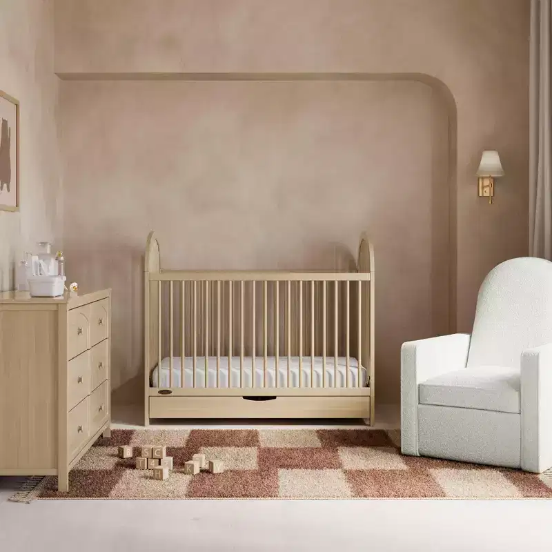 Graco Olivia 3-In-1 Convertible Crib With Drawer