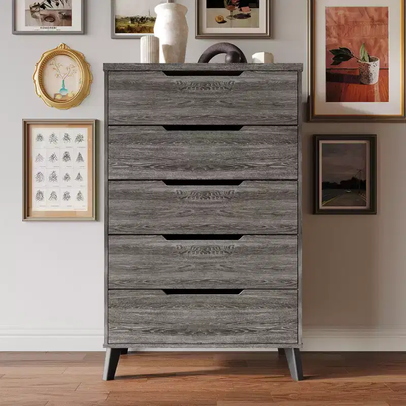 ChaletPosh Chest
