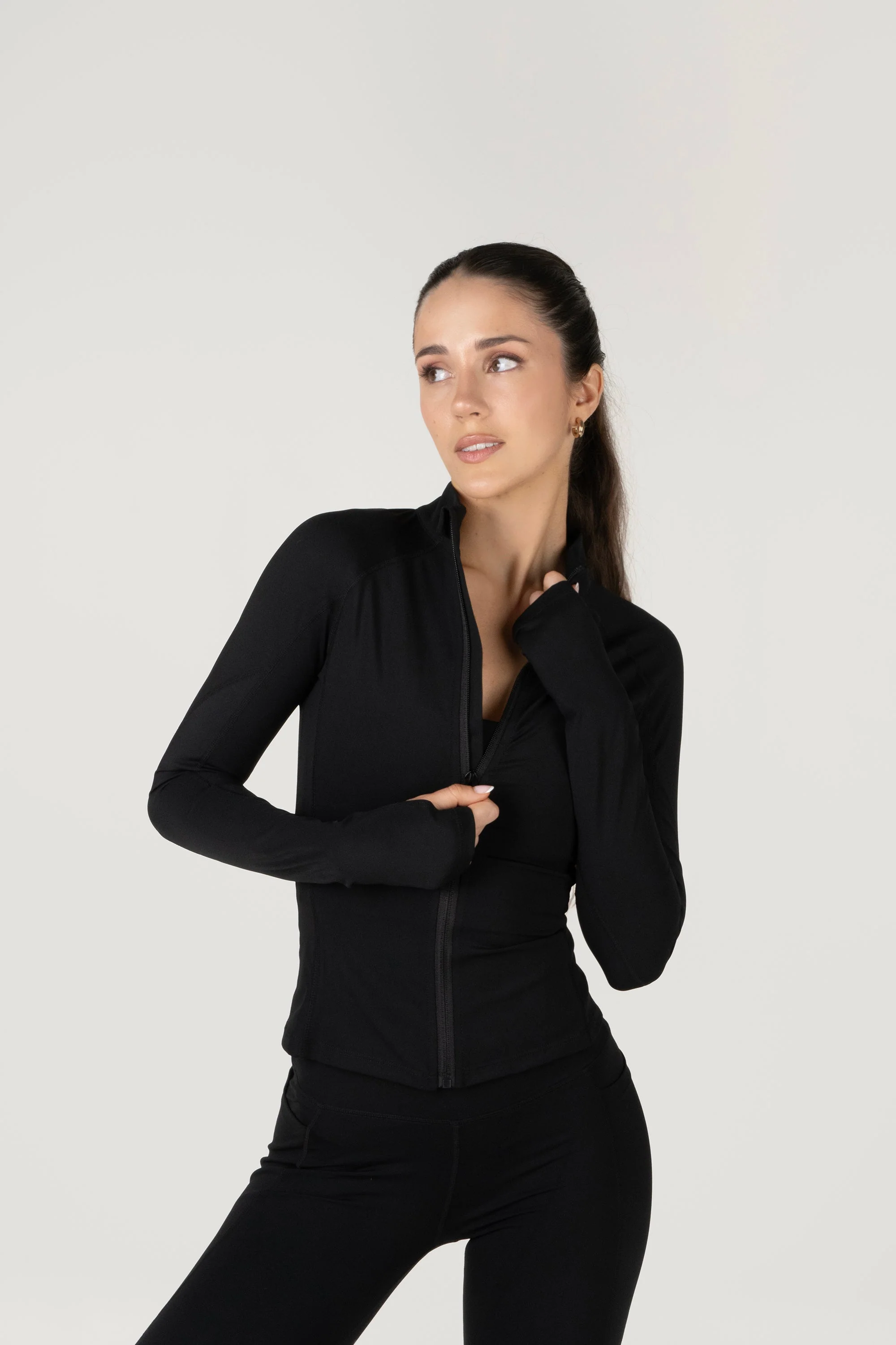 The Contour Zip
