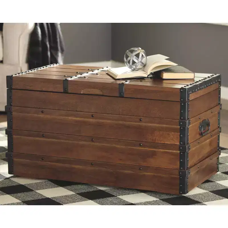 Storage Trunk Brown - : Vintage-Inspired, Coffee Table, Farmhouse Decor