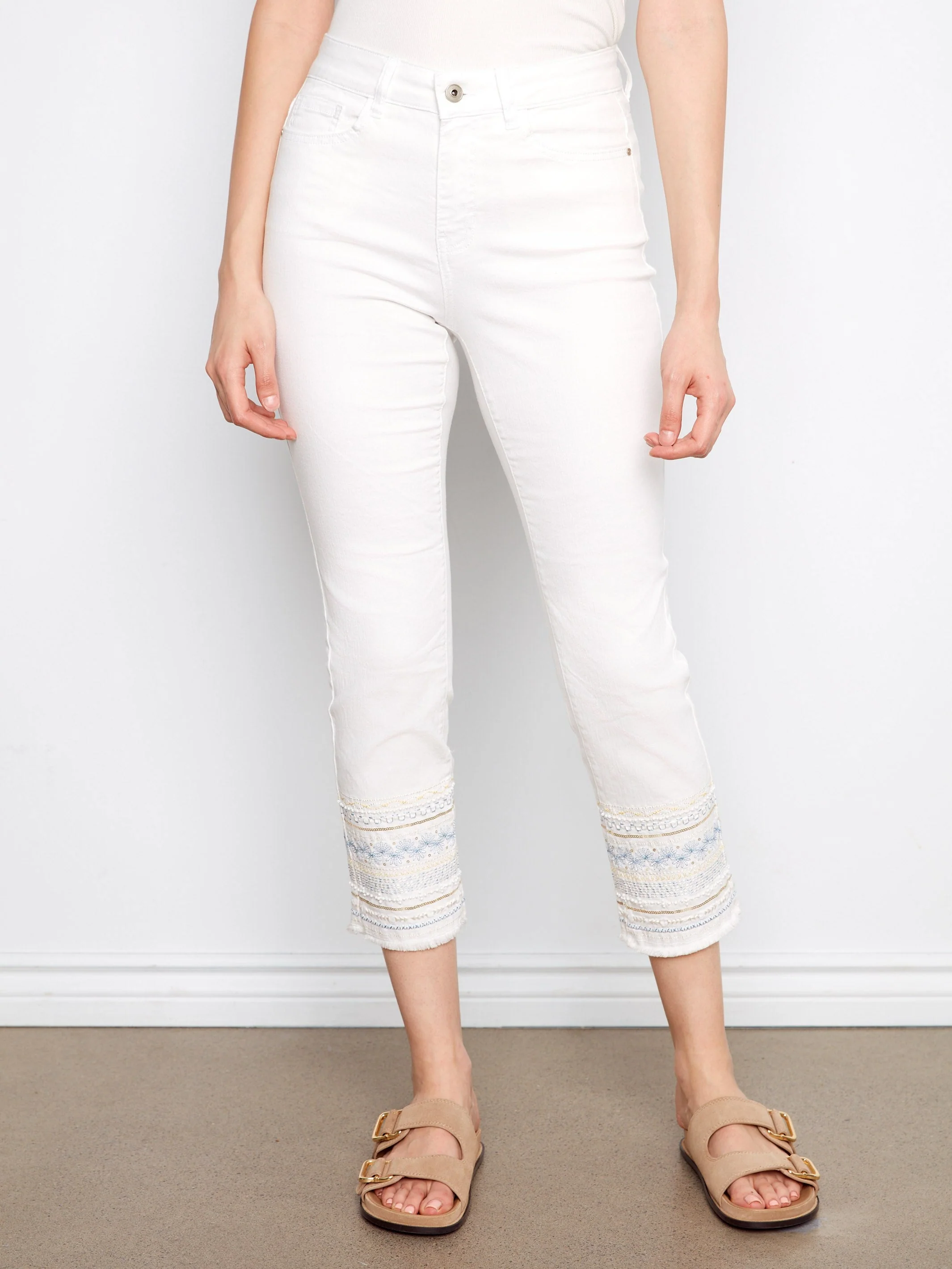 Embroidered Hem Jeans - White