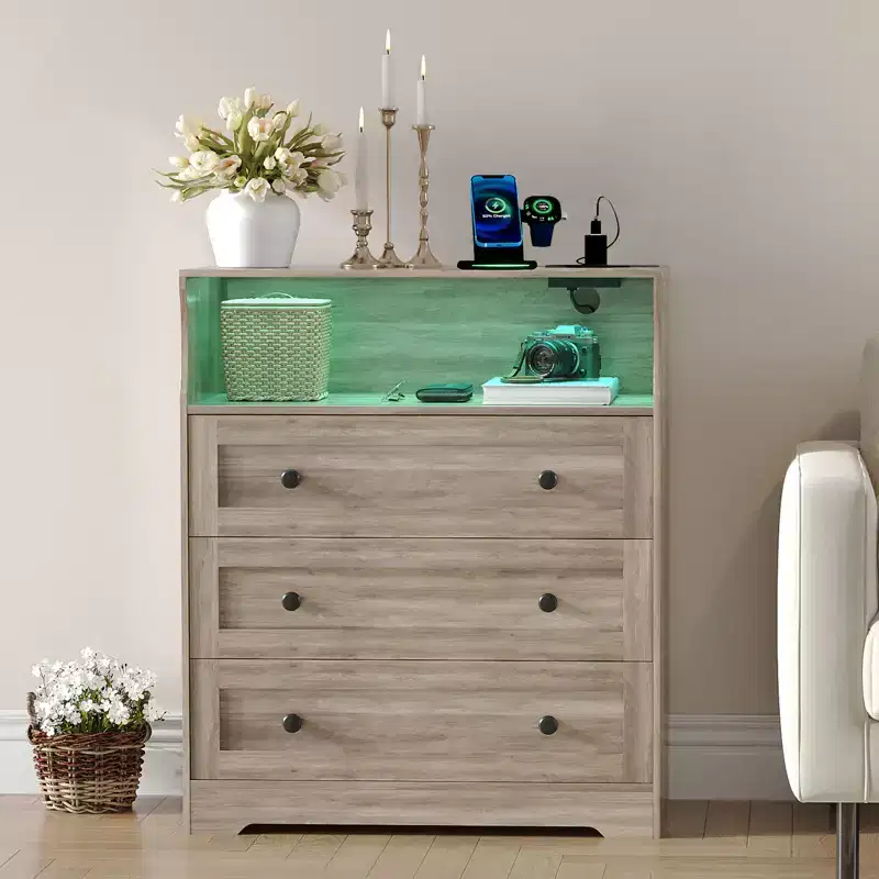 Small Dresser for Bedroom Closet Bedside with 3 Drawers, Wooden Dressers with Charging Station and LED Lights, Wood Chest of Drawers for Living Room