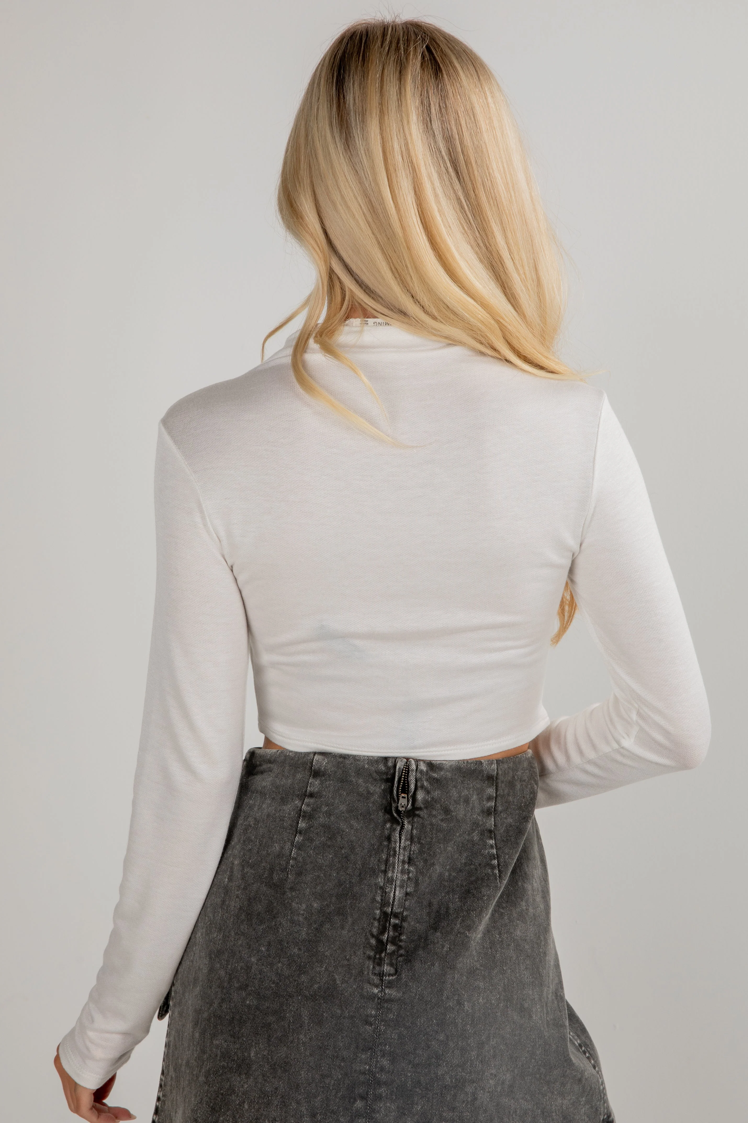 Mock Neck Long Sleeve Fitted Crop Top