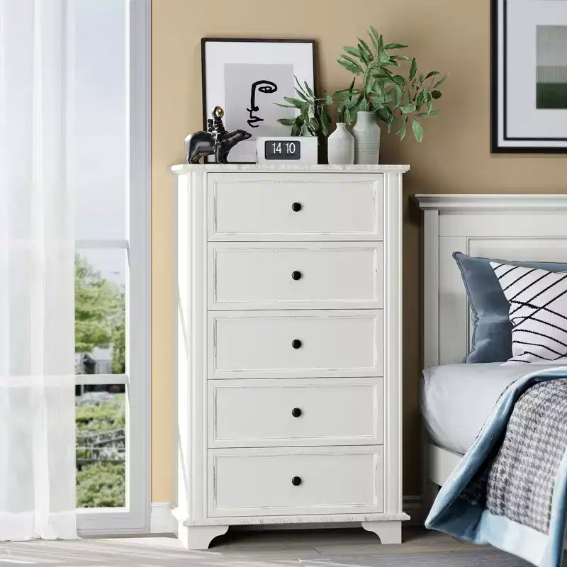 5-Drawer White MDF (Medium-Density Fiberboard) 28.74in. W Chest of Drawer