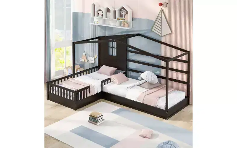 Twin Size L-Shaped Wood House Bed for 2 Kids, L shaped Corner Daybed with Fence and Slatted Frame for Bedroom