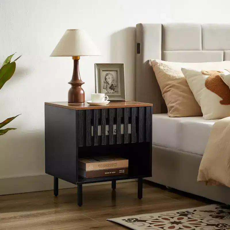 Set of 2 Mid-Century Modern Nightstands with Grille Slatted Doors, Bedside Tables with Metal Legs for Bedroom, Nightstand End Tables-Panipeachy