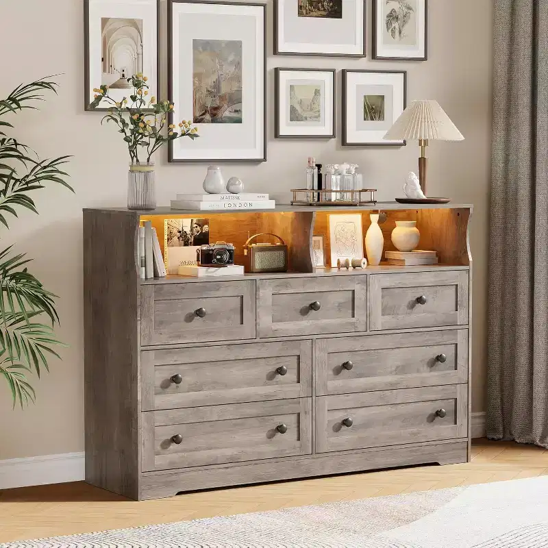 7-Drawer Wooden Dresser, with 2 Open Cubbies & LED Lights for Bedroom & Living Room, Antique Light