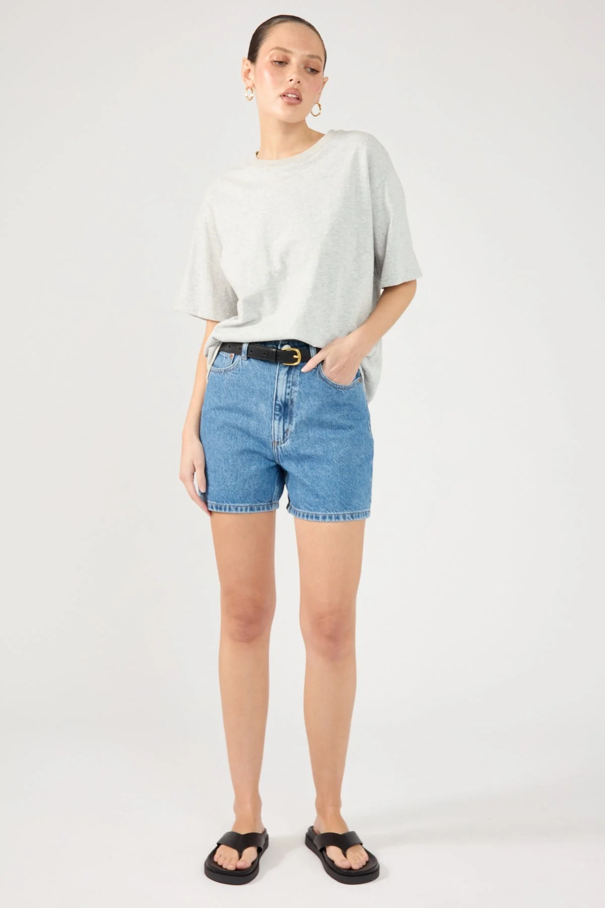 High Moms Short Bold Blue