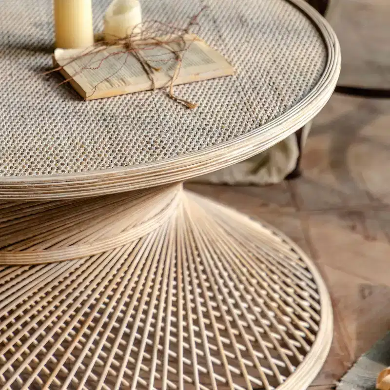 EHMKNP Natural Woven Round Rattan Coffee Table - Single Piece for Apartment Living Room, Rattan End Table for Living Space