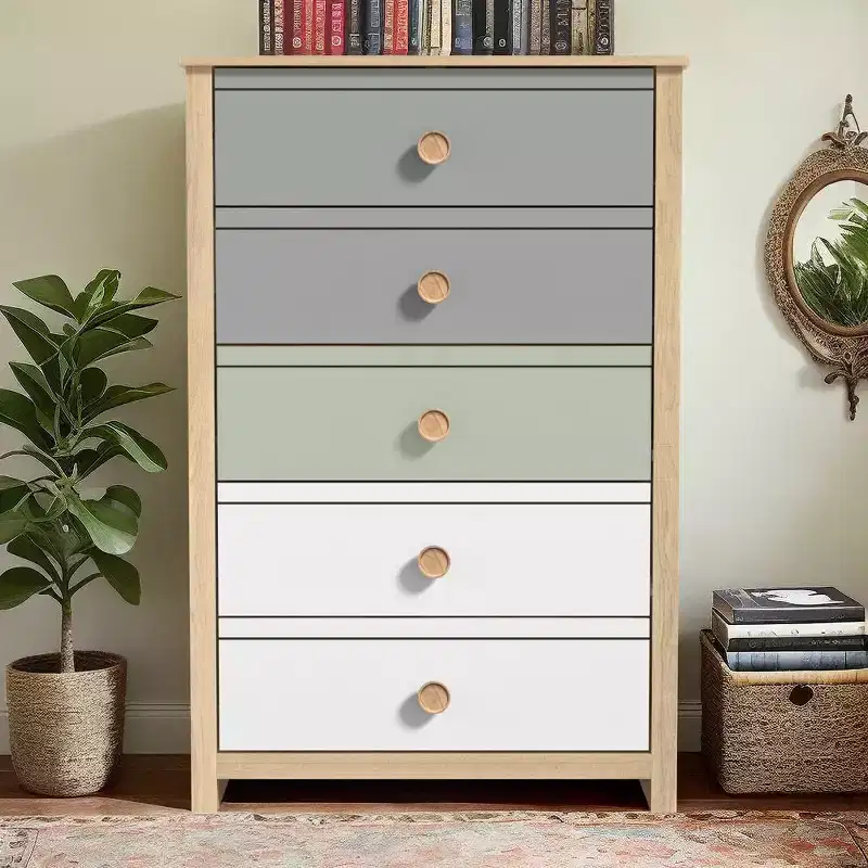 5-Drawer Chest with Mixed Color Fronts in 30.7 W x 15.7 D x 46.2 H
