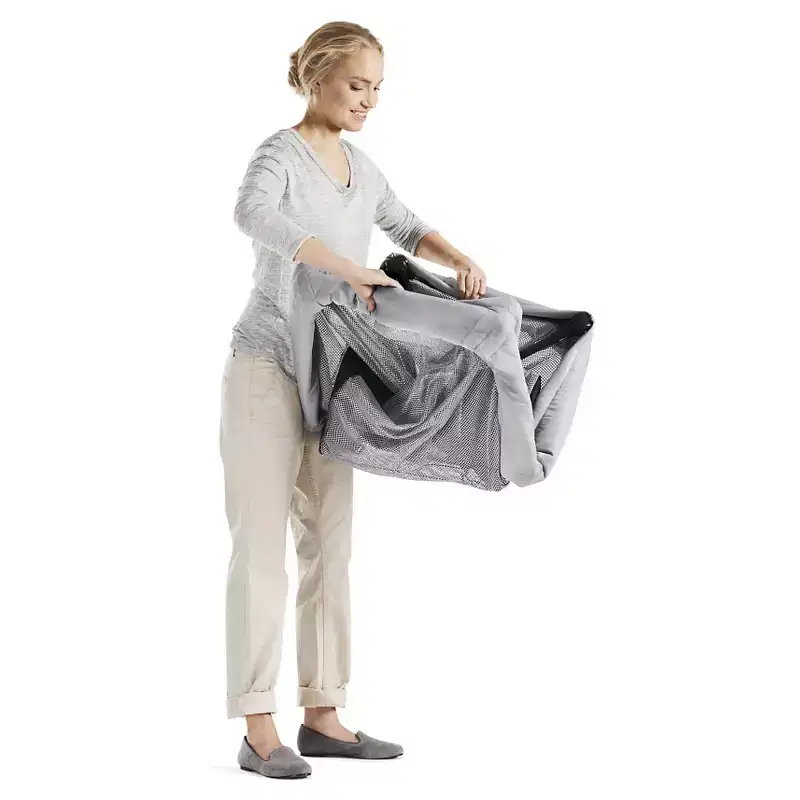 Travel Crib Light Light Silver: Carrying Bag, Steel Frame, Folds for Easy Transport
