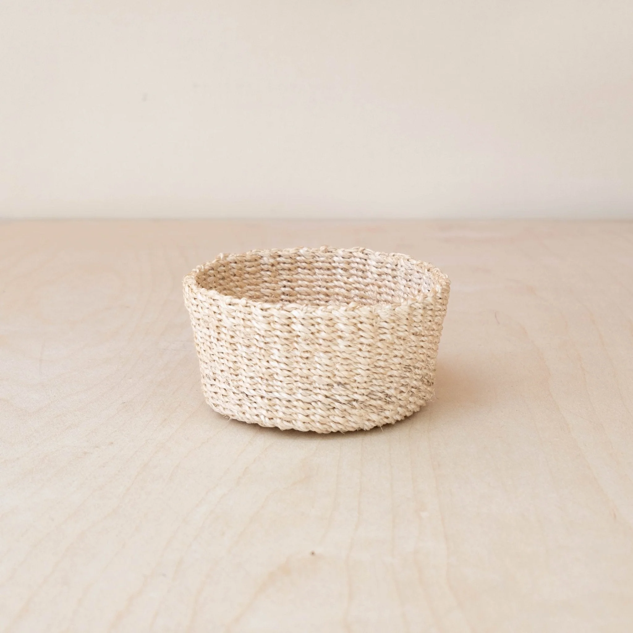 Natural Mini Trinket Basket - Small Round Tray