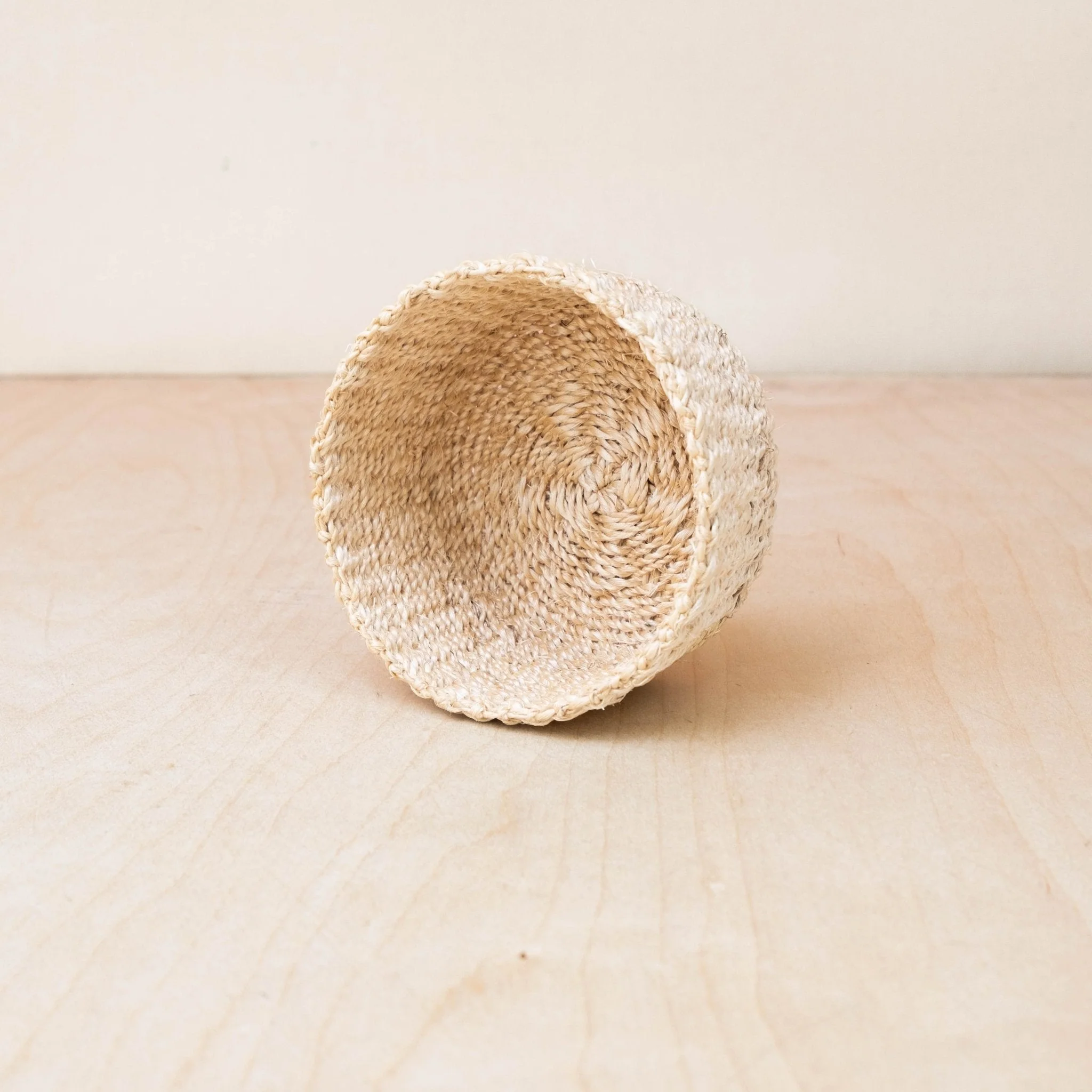 Natural Mini Trinket Basket - Small Round Tray