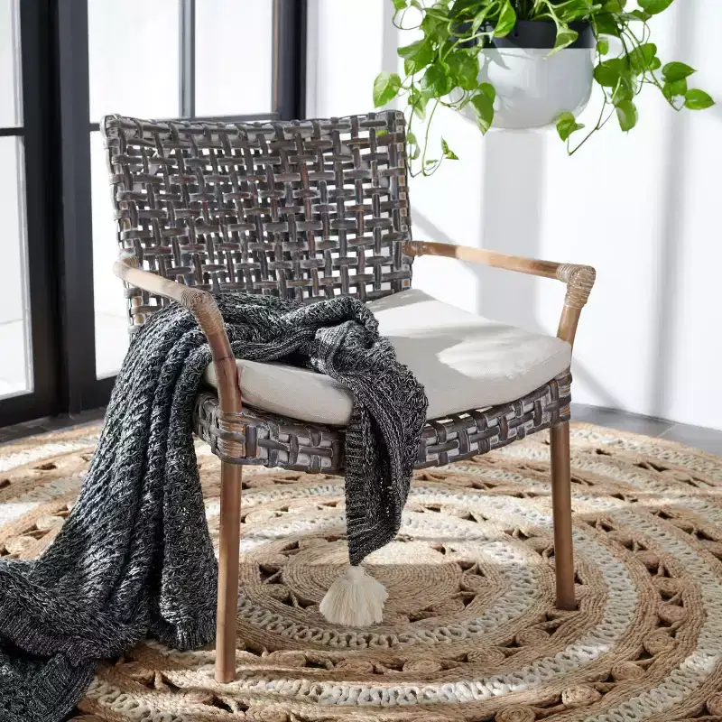 Collette Rattn Accent Chair W/ Cushion - ACH6515 - Safavieh