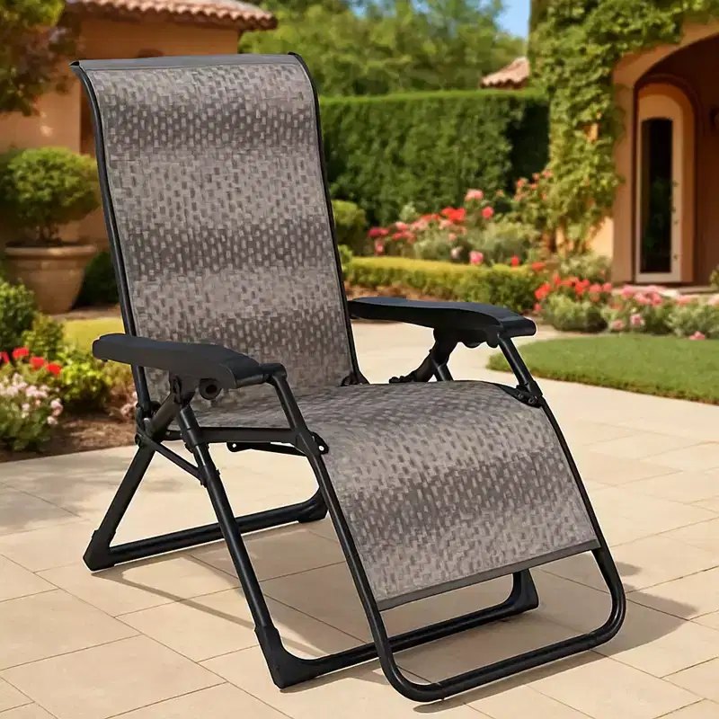 GustoWave Foldable Rattan Reclining Lounge Chair with Wide Armrests and Locking System, Perfect for Poolside, Backyard, Garden, or Balcony