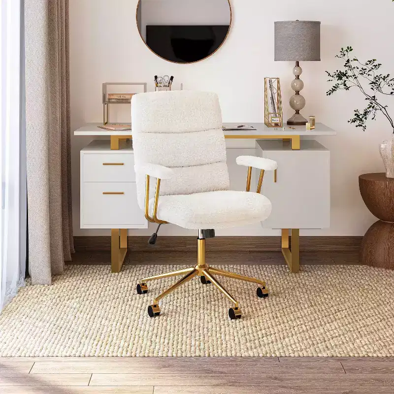 Okak Modern Fleece Office Chair with Goden Frame, 360 Swivel Comfy Chair with Adjustable Height and Wheels, Desk Chair for Study, Reading Room