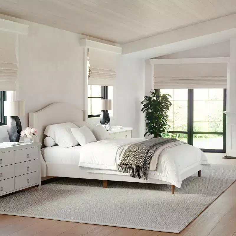 Amelia Upholstered Platform Bed with Curved Headboard and Cushioned Siderails