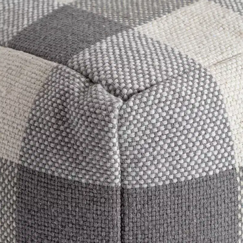 Pouf