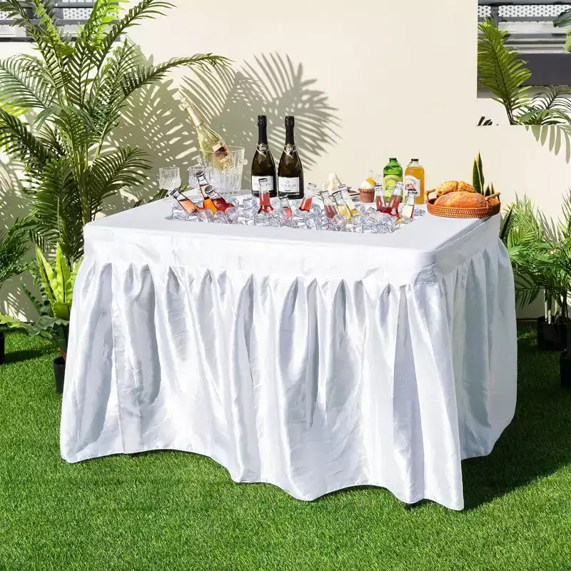 Costway 4FT Folding Ice Bin Table Outdoor Ice Cooler Table w/ Matching Skirt Party BBQ