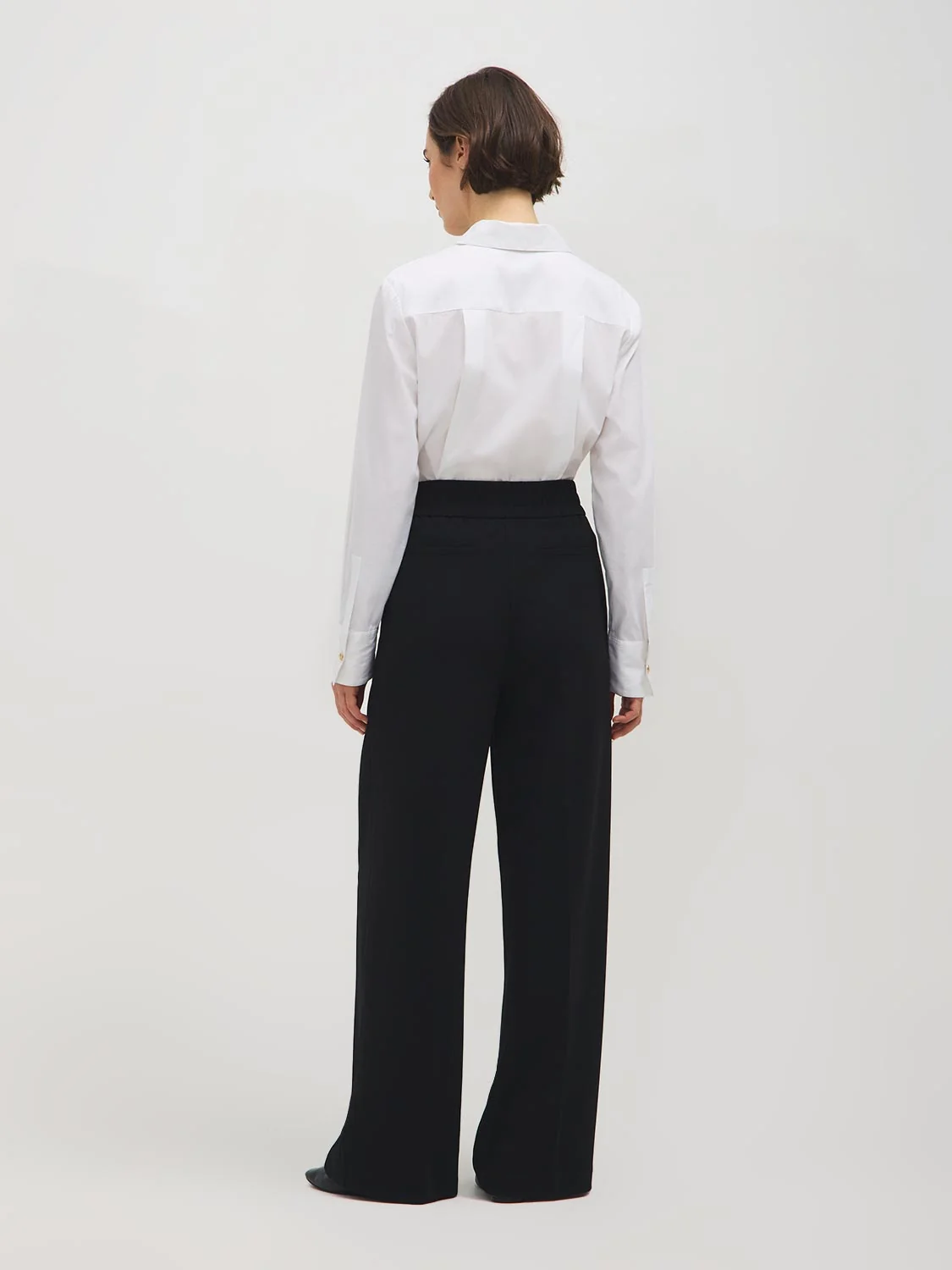 Pleated Wide-Leg Crepe Pants