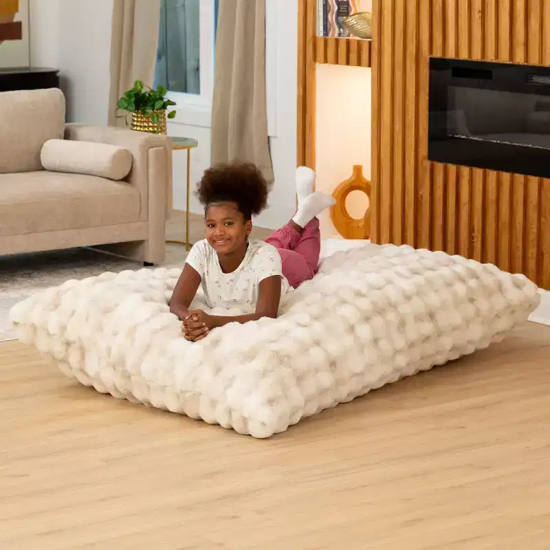 Raven-Symon Home Pillow Saxx LoungePuff, Giant Floor Pillow & Faux Fur Lounger