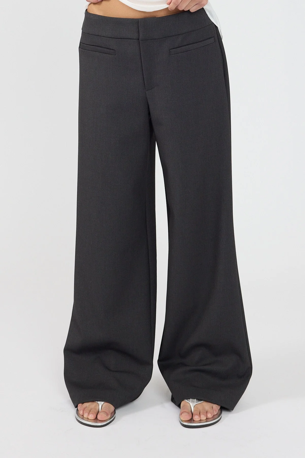 Mid Rise Pant Charcoal