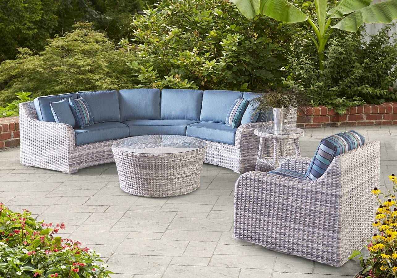 Outdoor Seating