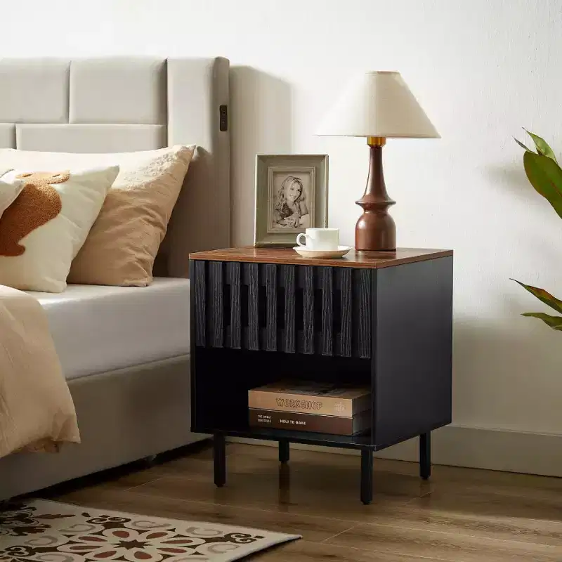 Set of 2 Mid-Century Modern Nightstands with Grille Slatted Doors, Bedside Tables with Metal Legs for Bedroom, Nightstand End Tables-Panipeachy
