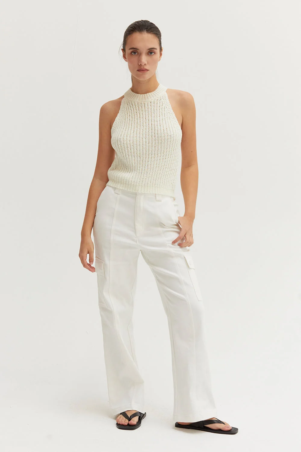 Halter Neckline Sleeveless Knit Top