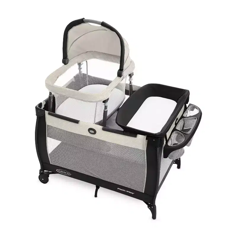 Graco Pack 'n Play Day2Dream Travel Bassinet Playard - Lo: Maximum Weight Capacity 32 lbs, Changing Table, Carrying Bag