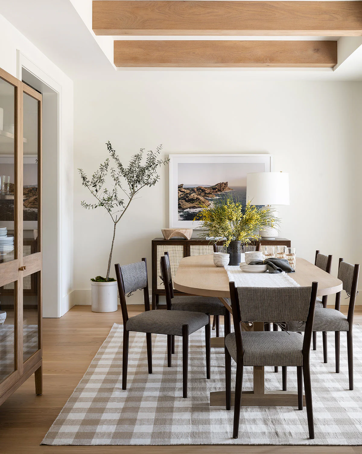 Minimalist Kiln-Dried White Oak Oval Dining Table with Mortise & Tenon Joinery for Dining Room