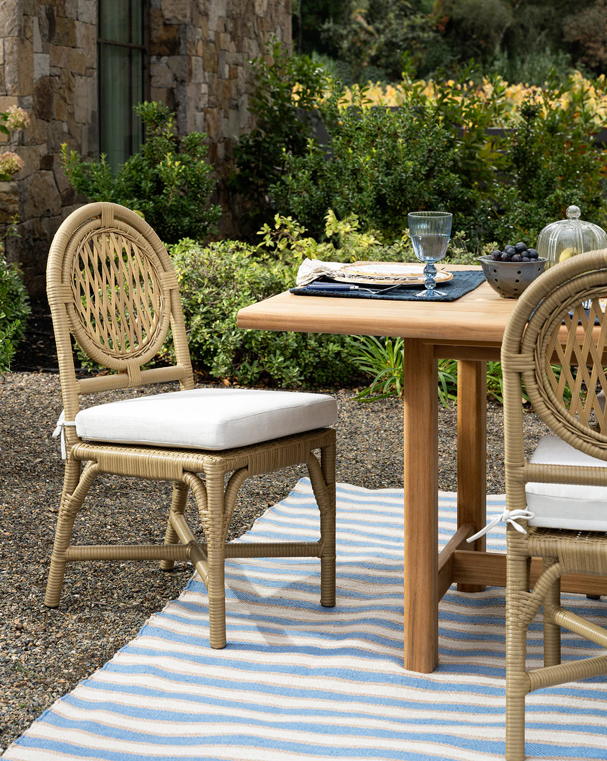 Coastal All-Weather Wicker Dining Chair with Performance Fabric Cushion for Outdoor & Dining Room