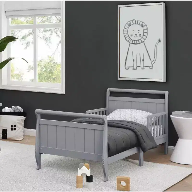 Delta Children Chestopher Toddler Bed with Bedrails