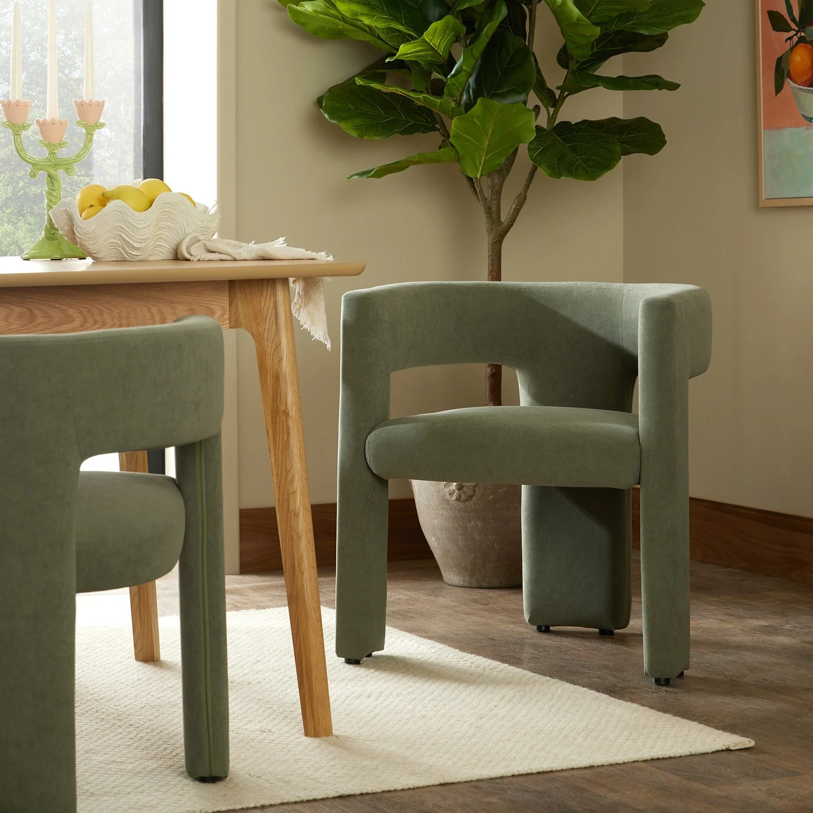 Contemporary Sage Green Fabric Dining Chair with Curved Design for Dining Room