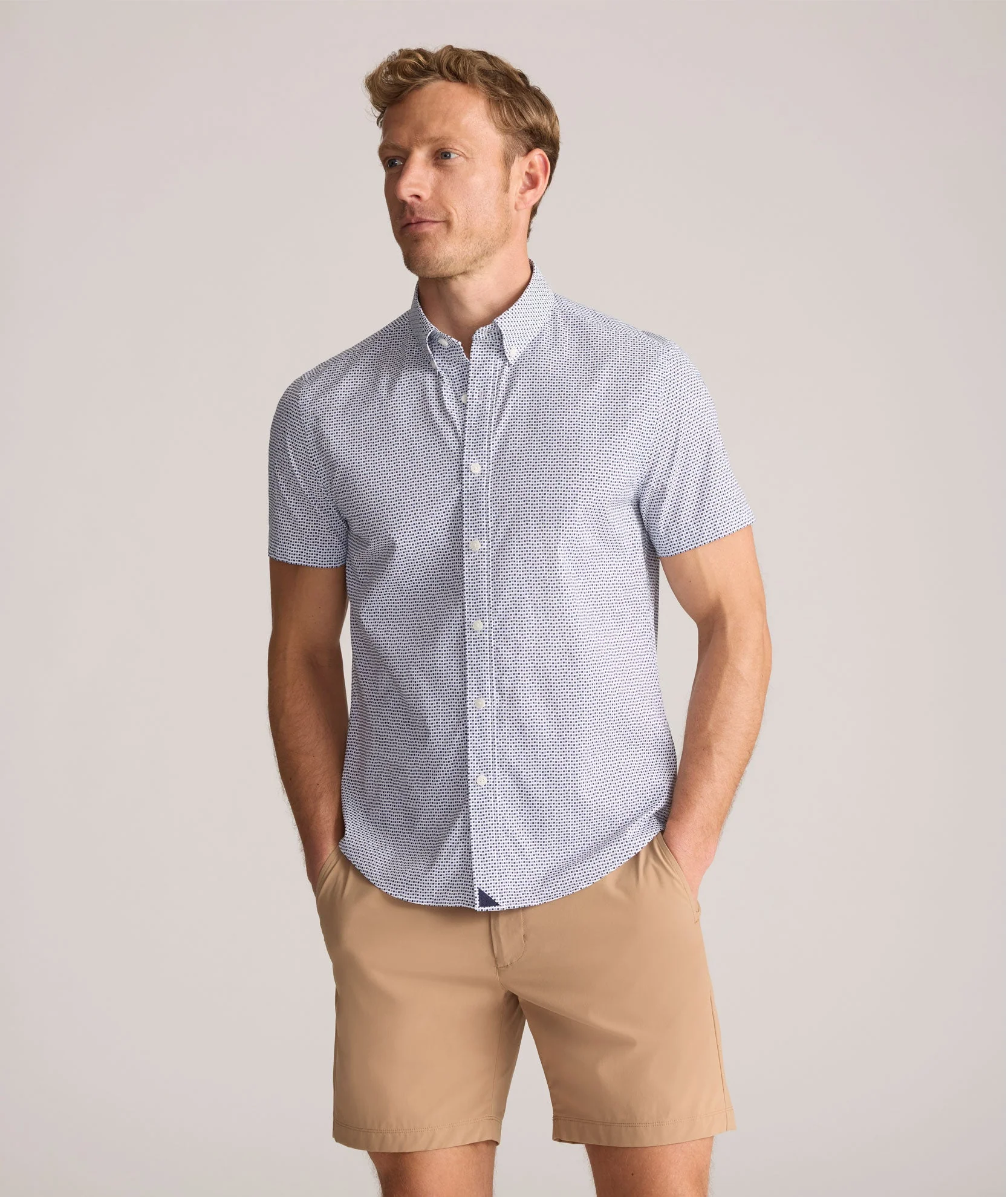 Nouveau Short-Sleeve Stretch Nylon Shirt