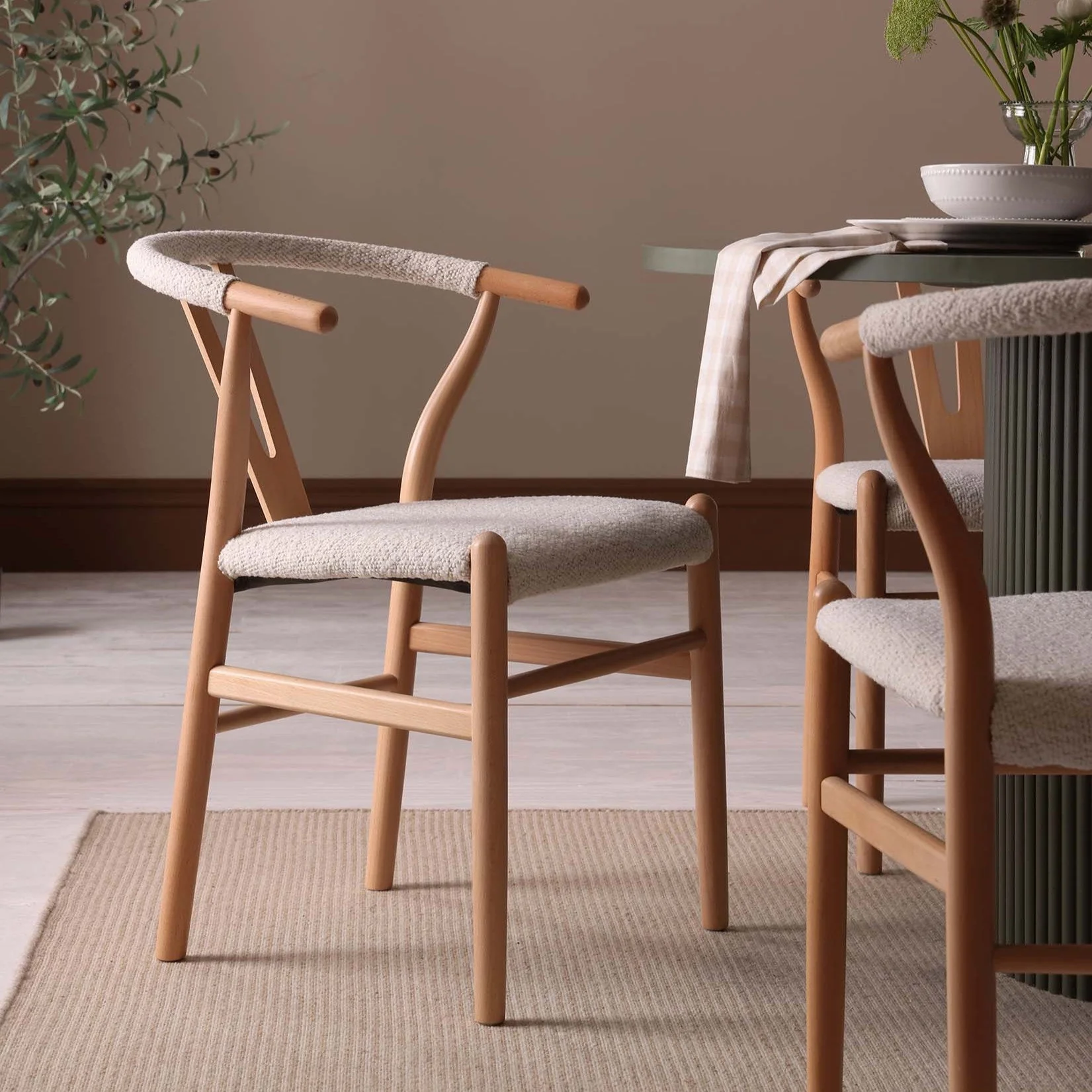Scandi Ivory Boucle Dining Chair with Rope-Inspired Frame for Dining Room