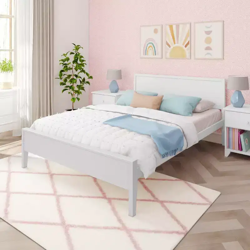 Max & Lily Queen Bed Frame, Solid Wood Classic Platform Bed with Panel Headboard for Kids