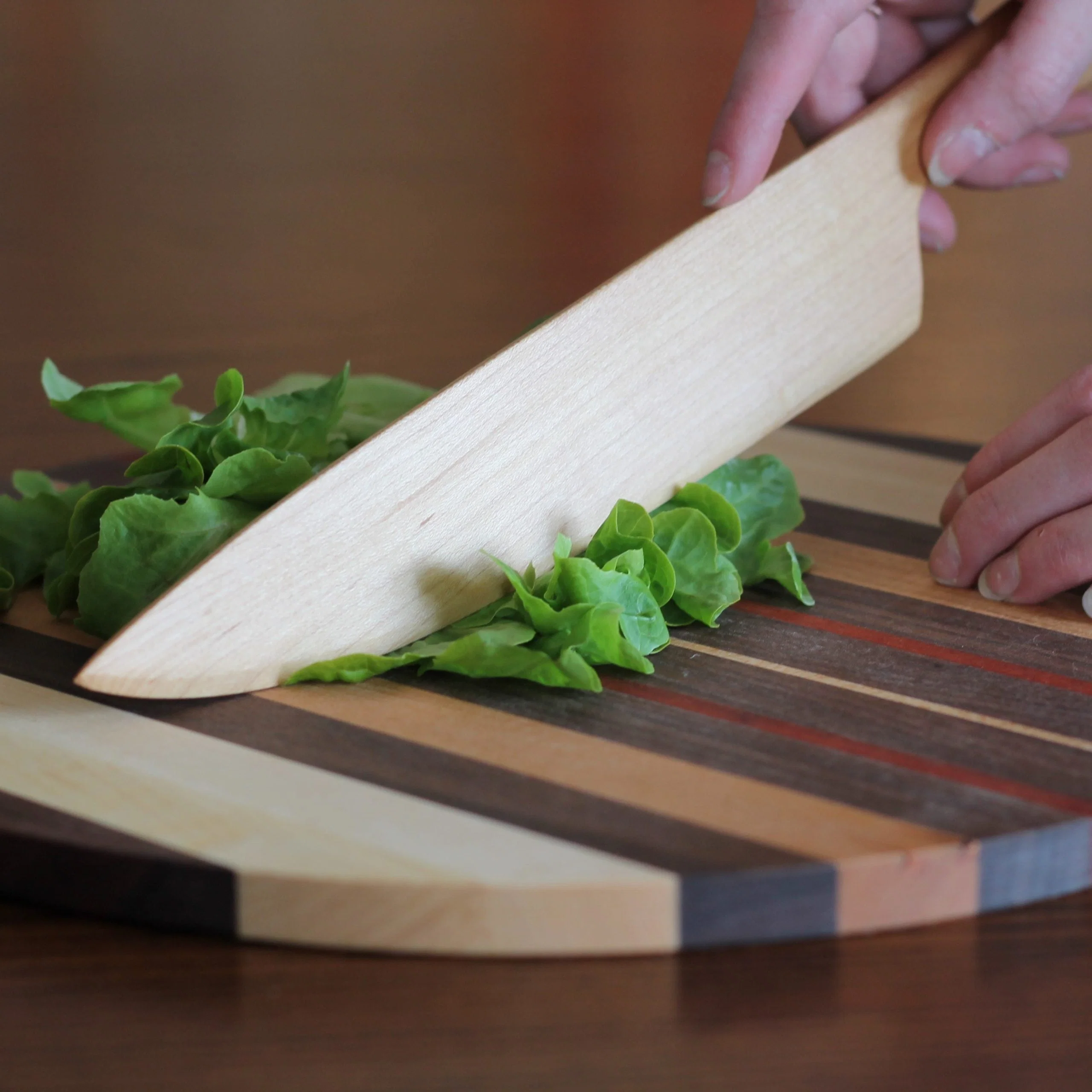 Lettuce Knife