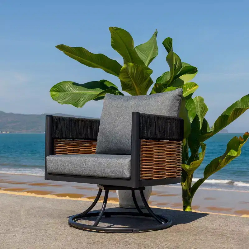 Harrison Swivel Chair Indoor/Outdoor - PAT7743 - Safavieh