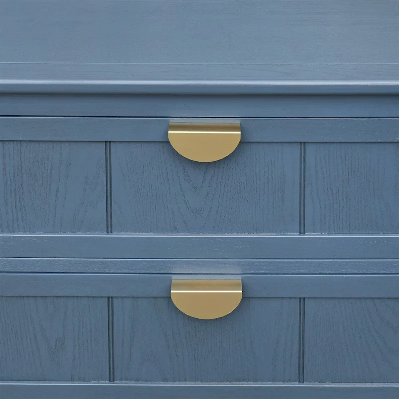 American Style Cabinet with Non-Slip Foot Pads and 3 Drawers