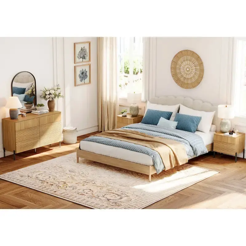 Oak 3-Piece Bedroom Set – Fluted Dresser (6 Drawers) & 2 Nightstands